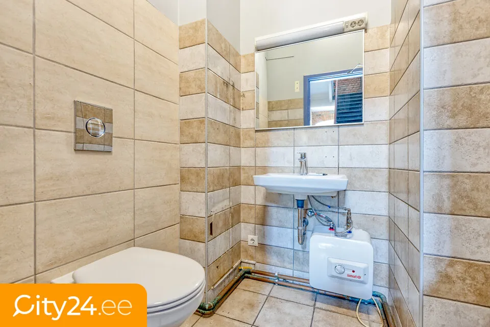 Bagni - Office Building with Modern Lifts in Teika