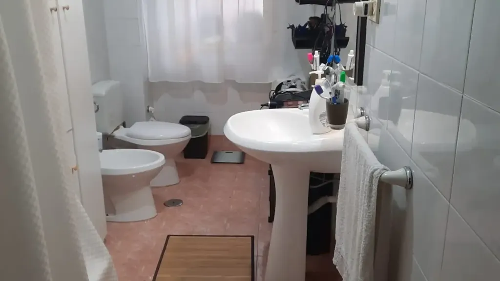 Salles de bain - Apartment with Balcony View on Viale Scala Greca, Siracusa