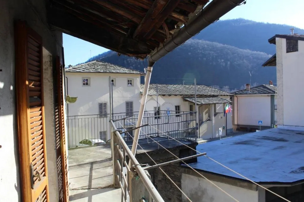 Balcon - Apartment with Terrace in Central Brossasco