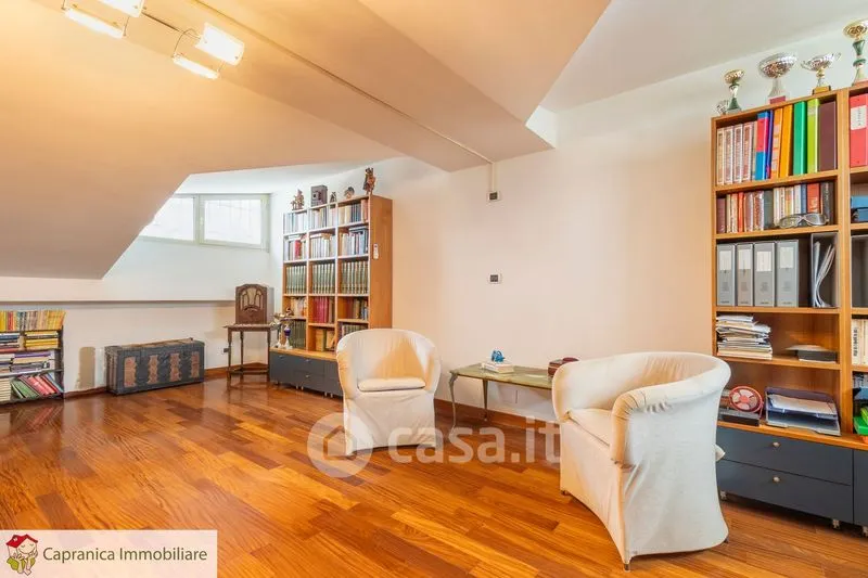 Bureau - Bifamiliar Villa with Private Garden in Capranica