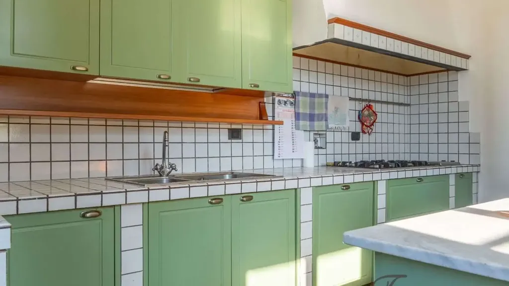 Cuisine - Historic Villa with Renaissance Architecture in Florence