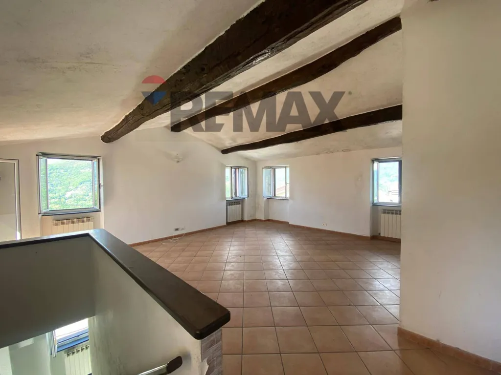 Elutuba - Independent House with Valley View in Tribogna