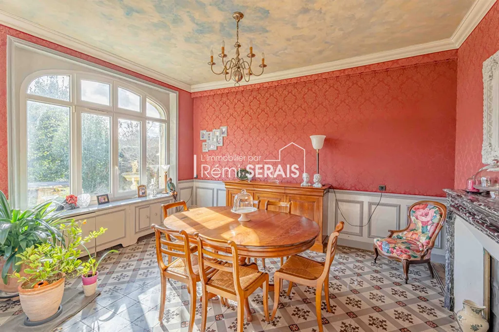 Salle à manger - Manoir Rénové avec Parc en Normandie