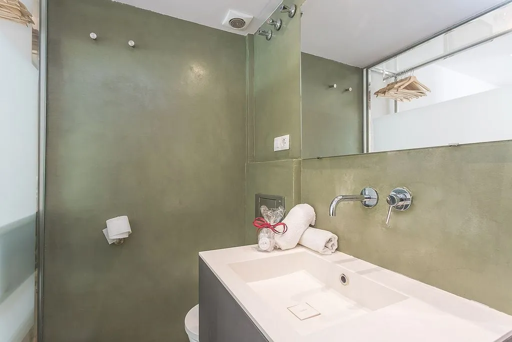 Vannitoad - 1-Bedroom Apartment with Terrace in Sant Gervasi