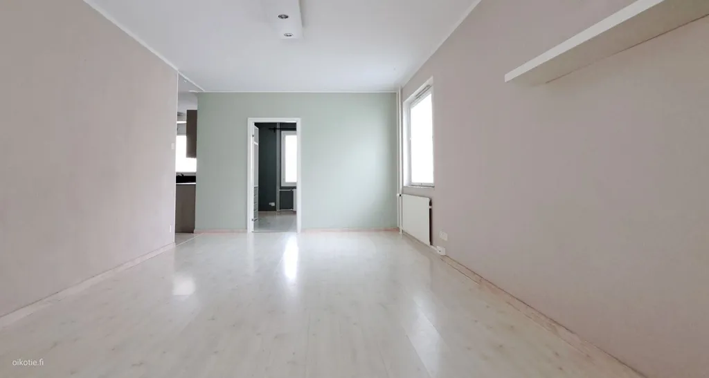 Toad - Three-Room Flat with Glazed Balcony in Nummi