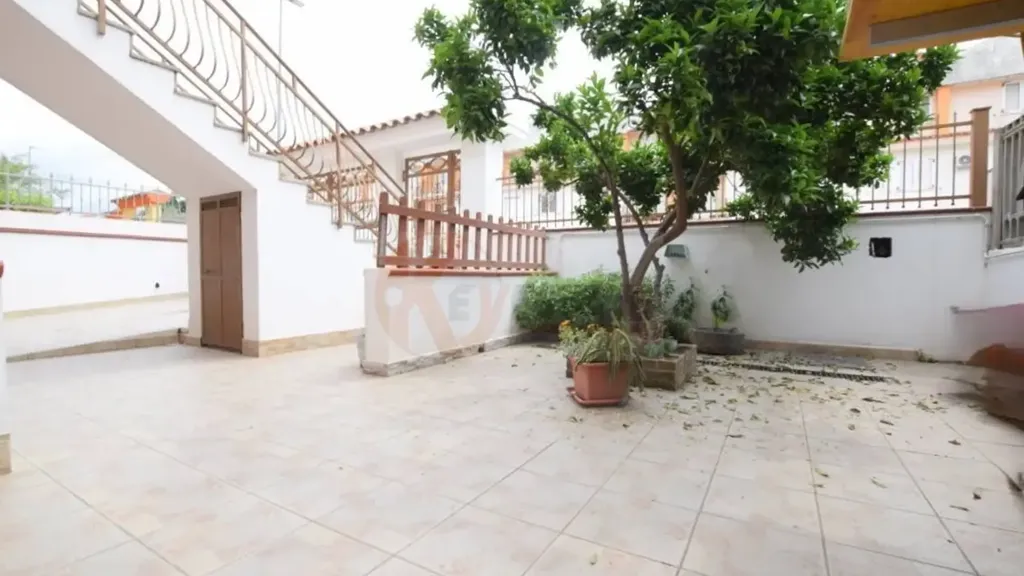 Aed - Terraced Villa with Solar Panels in Nuoro