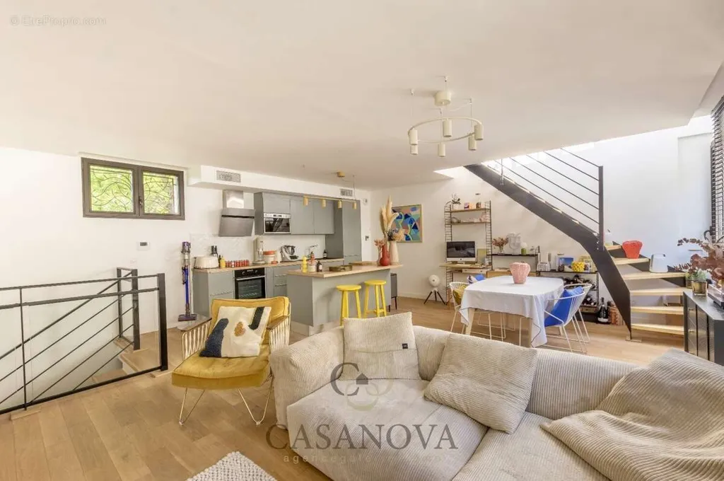 Soggiorno - Loft Duplex with Rooftop in Arceaux, Montpellier