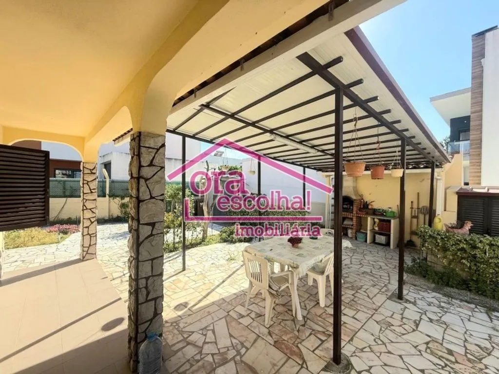 Terrasse - Detached House with Garden in Seixal
