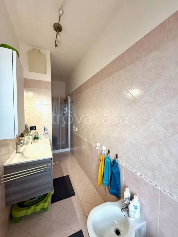 Salles de bain - Rustic Villa with Private Garden in Carmagnola