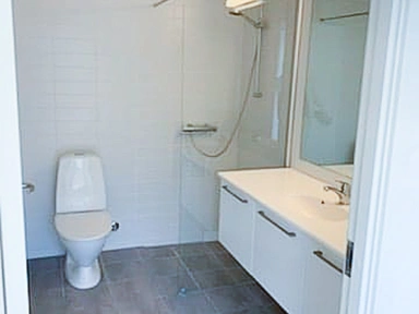 Salles de bain - 4-Bed Apartment with Central Location in Taastrup