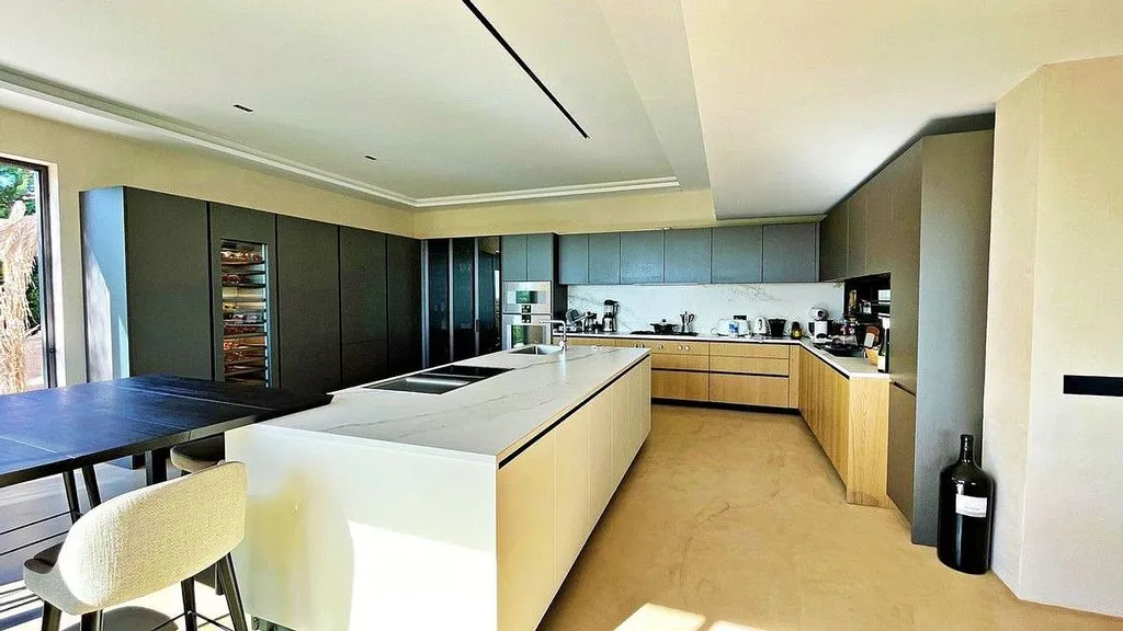 Kitchen - Reform Villa with Pool and Terrace in Benahavís