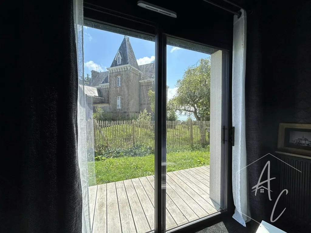 Balkon - Contemporary Sea View House in Cancale