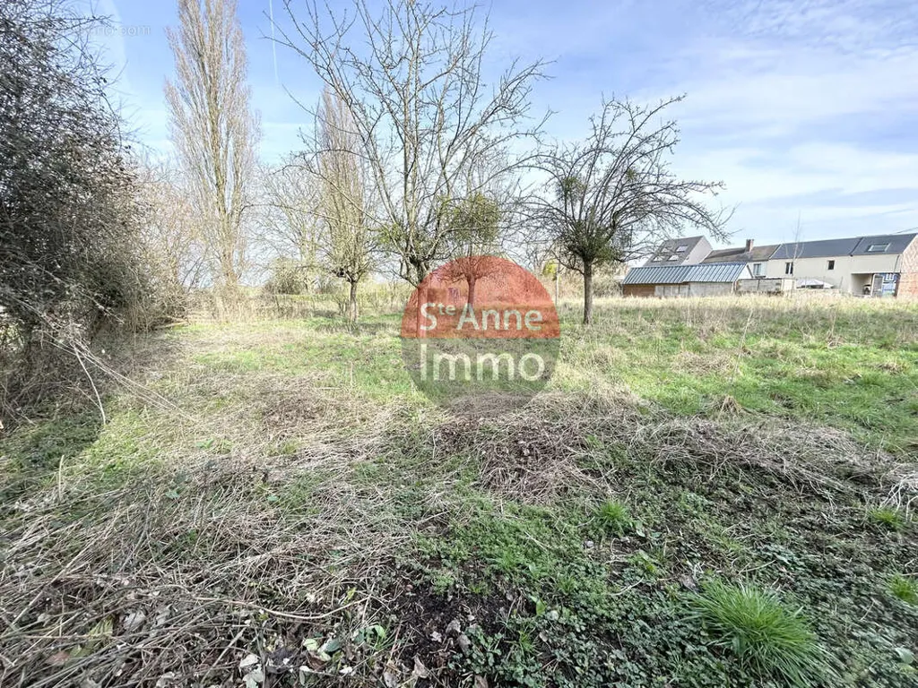 Giardino - Buildable Land with Garden in Francastel
