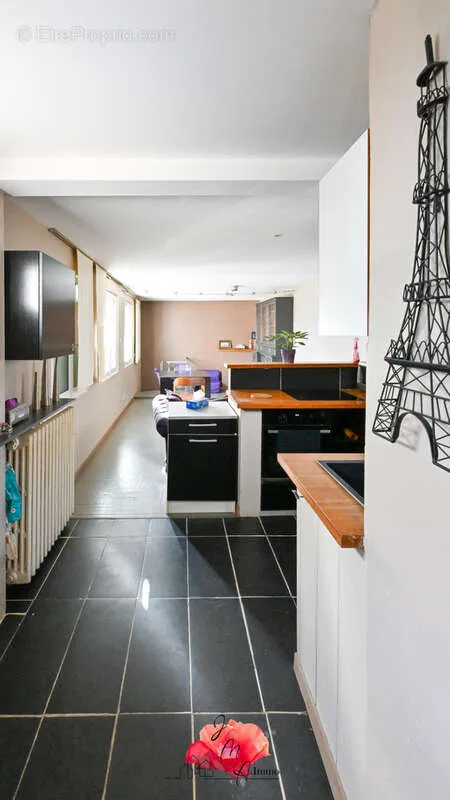 Cuisine - Appartement en Hyper-centre avec Garage à la Place des Halles