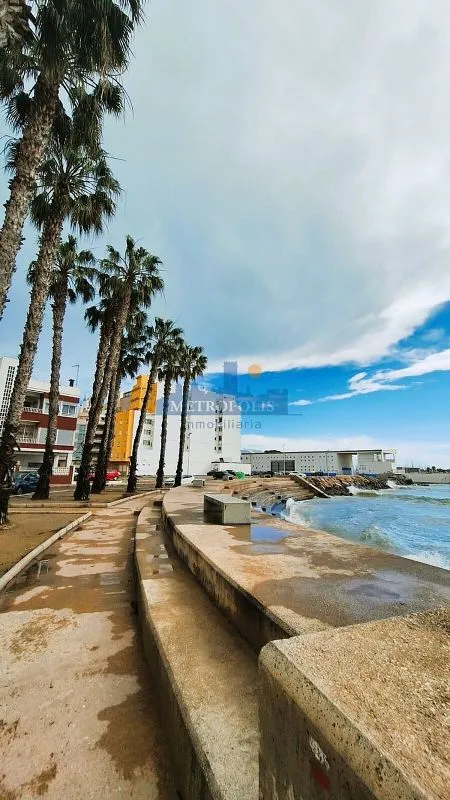 Seafront Apartment with Balcony in Burriana