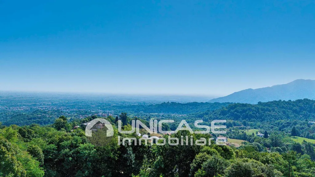 Rustic House with Garden in Bagnolo Piemonte