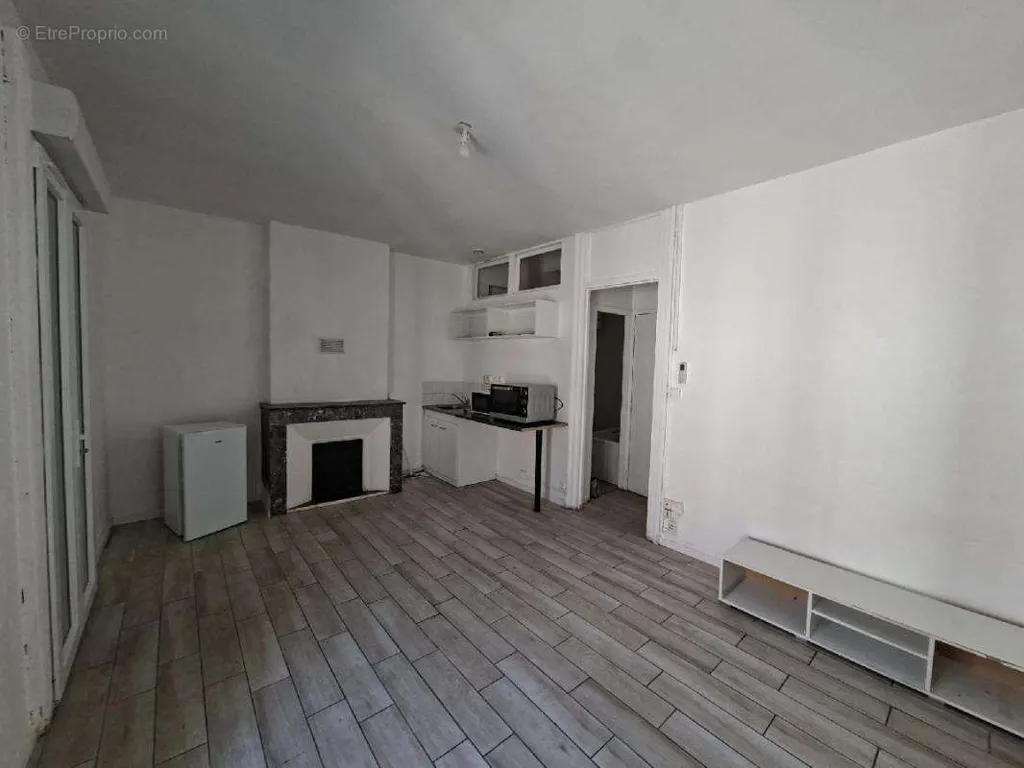 Séjour - Appartement de 1860 avec Climatisation à Béziers