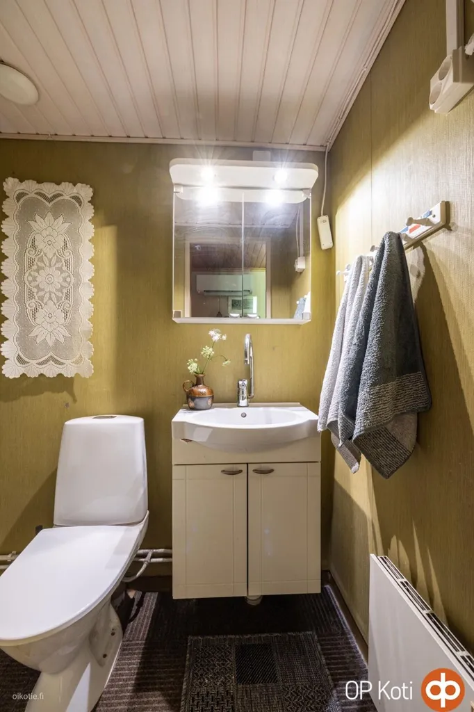 Salles de bain - Spacious Family Home with Sauna in Hattula