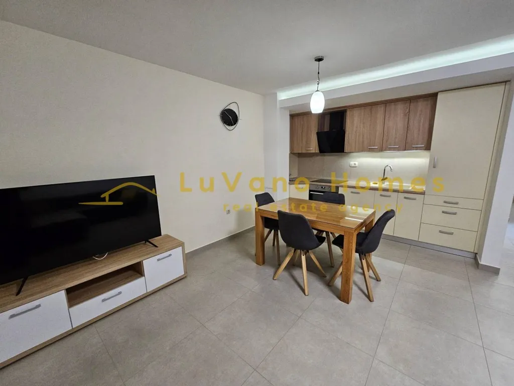 Elutuba - Modern Ground Floor Flat with Parking in Čavle