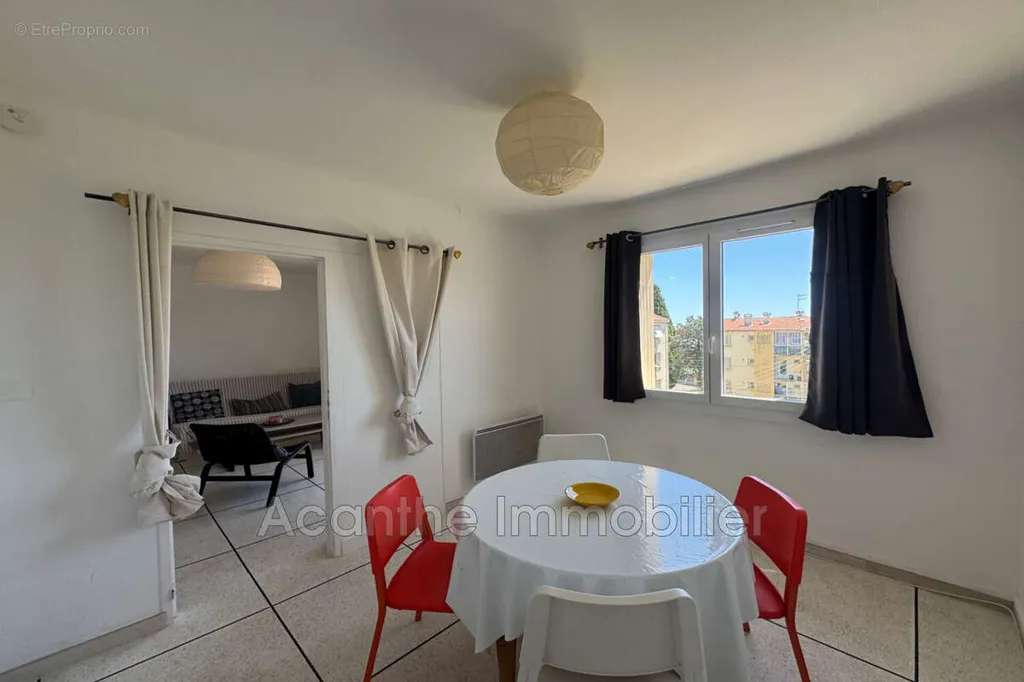 Söögituba - 3-Bedroom Apartment with Balcony in Montpellier
