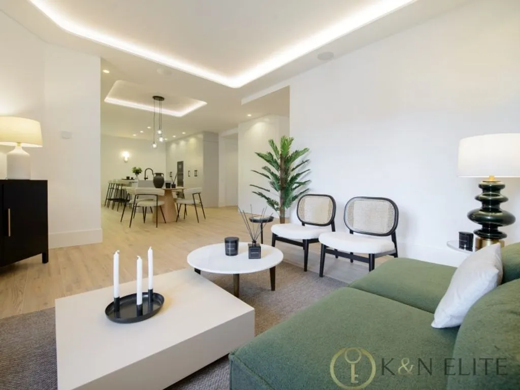 Séjour - Luxury Flat with Home Automation in Almagro, Madrid