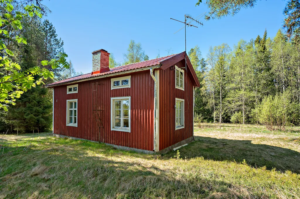 Esterno - Renovateable Cottage with Garden in Dalkarså