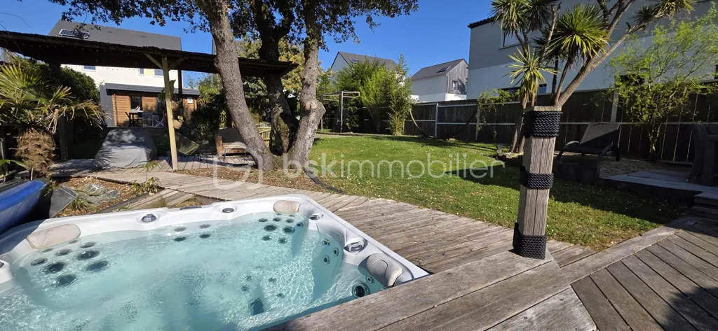 Jardin - Maison Contemporaine avec Jacuzzi au Calme à La Baule