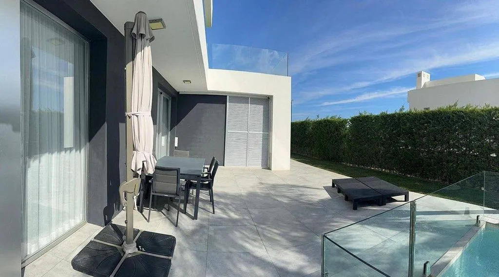 Piscina - Modern Villa with Pool in Finestrat