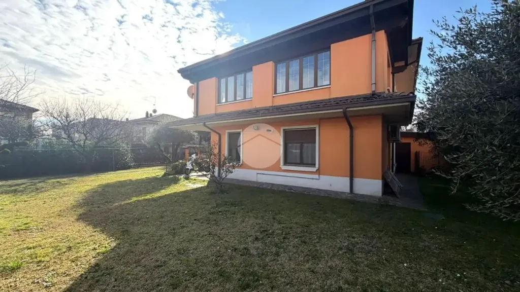 Välivaade - Villa with Pool in Puegnago Sul Garda