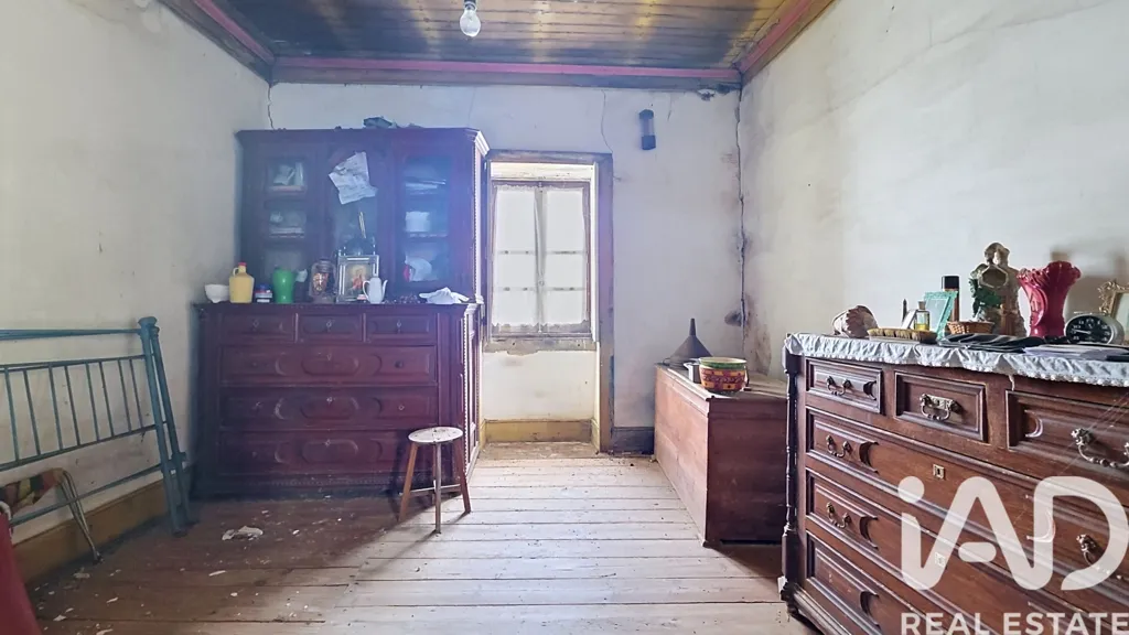 Bedrooms - Restoration Property with Garden in Maceda