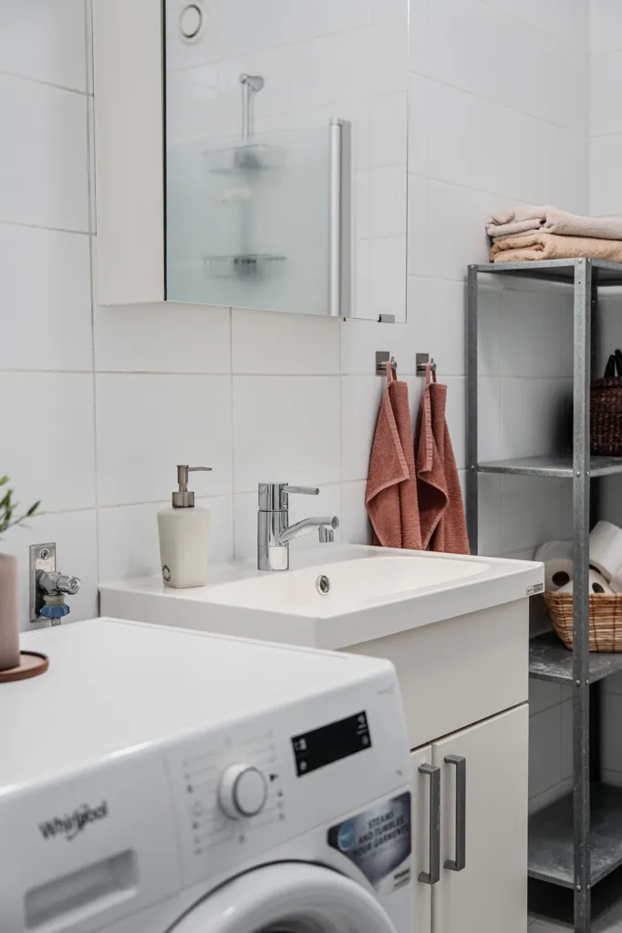 Buanderie - Modern Flat with French Balcony in Central Uppsala