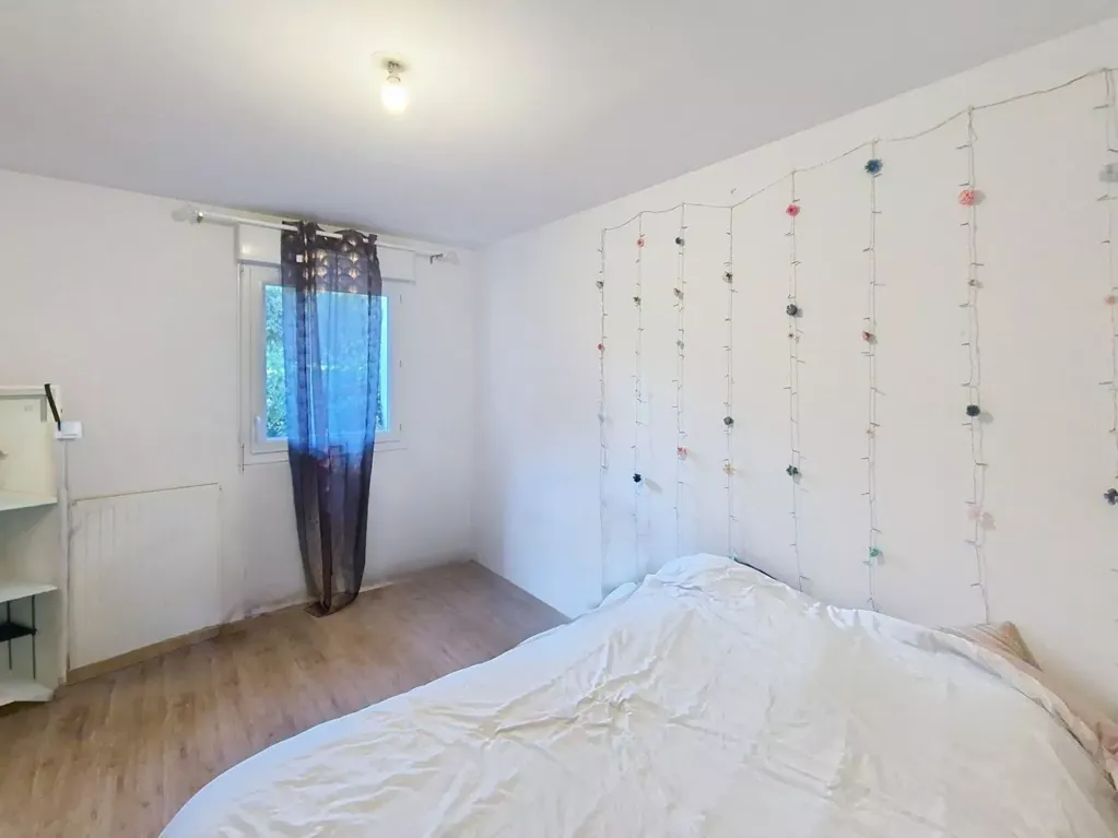 Chambres - Appartement avec Jardin Privatif à Fleury-sur-Orne