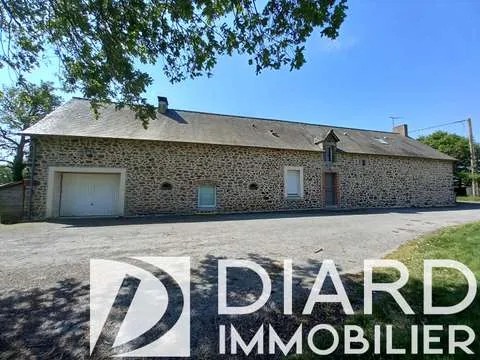 5-toaline maja asukohas Saint-Pierre-la-Cour