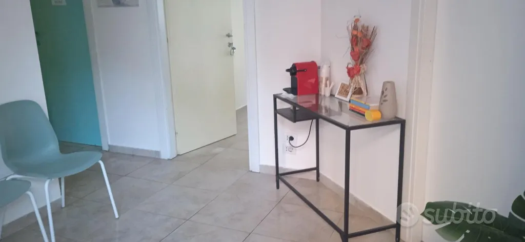 Entrée - Office Space for Health Professionals in Central Location