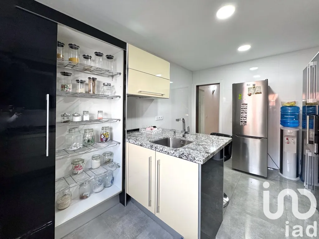 Cuisine - Twin-Storey House with Multiple Terraces in Cambrils