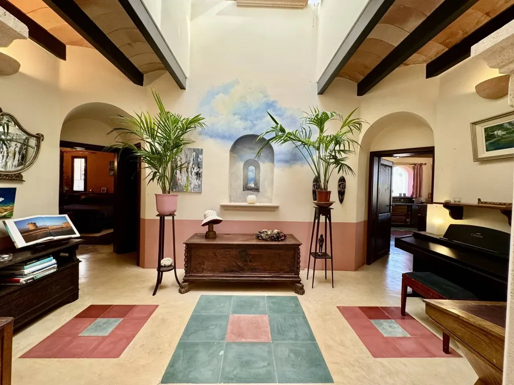 Entrée - Solar-Powered Country House with Mountain Views in Porreres