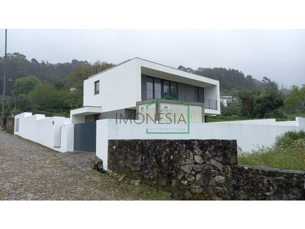 Välivaade - Luxury Villa with Solar Panels in Moledo