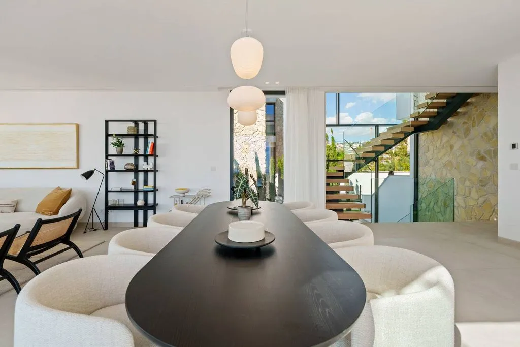 Söögituba - Luxury Villa with Infinity Pool in La Quinta, Marbella
