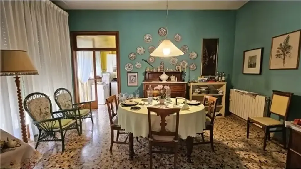 Söögituba - Triplex Villa with Garden in Empoli