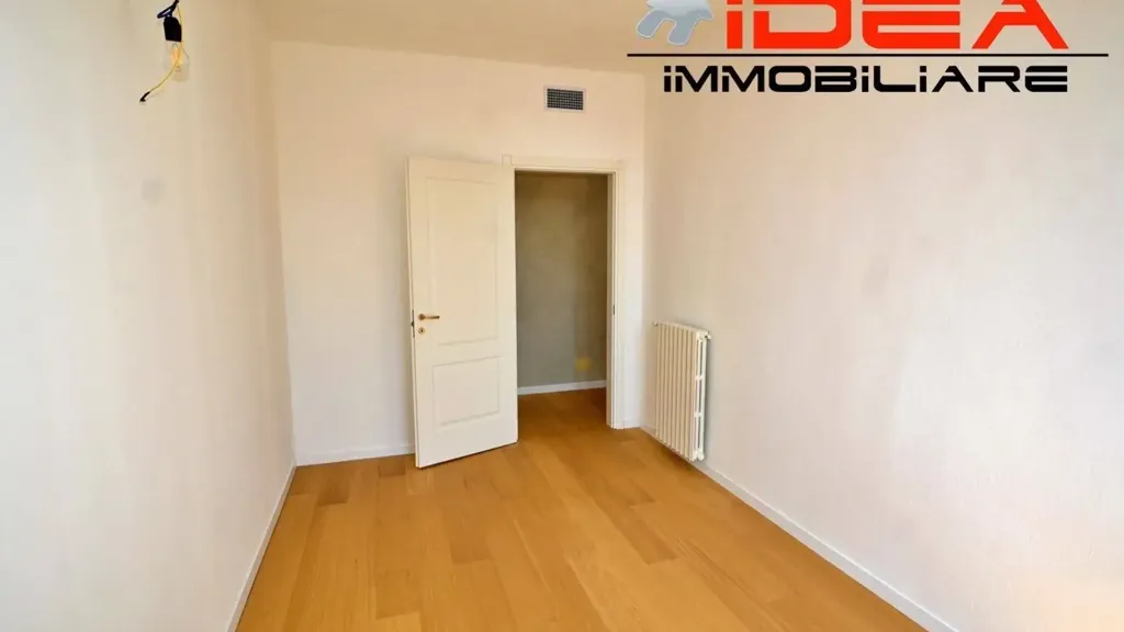 Pièces - Fully Rented Apartment with Ascender in Modena
