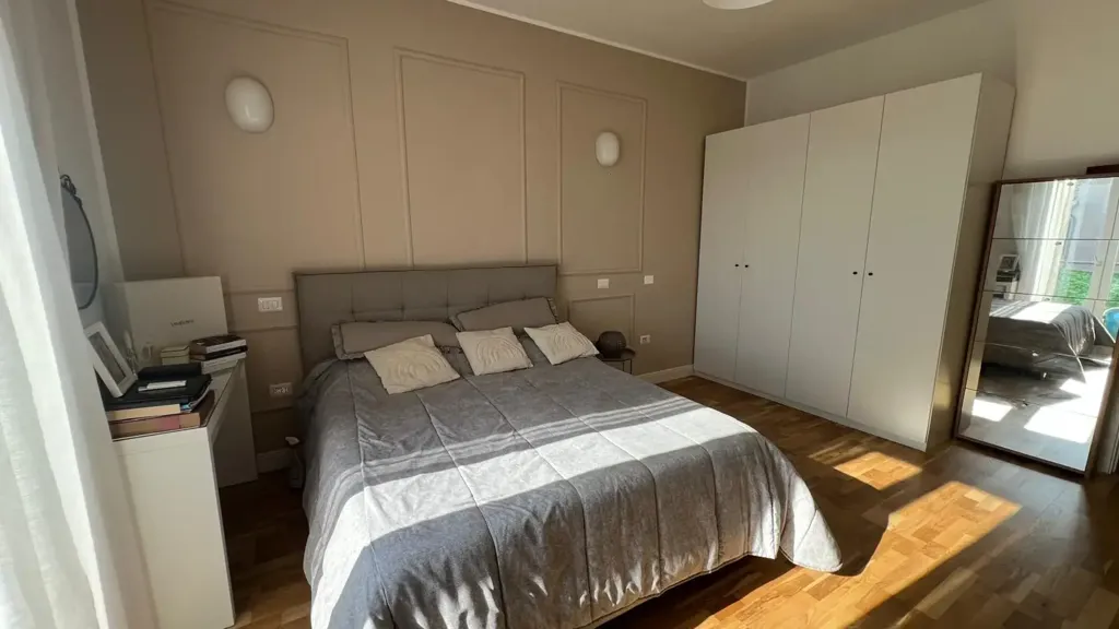 Chambres - Rented Two-Bedroom in Cernusco Sul Naviglio