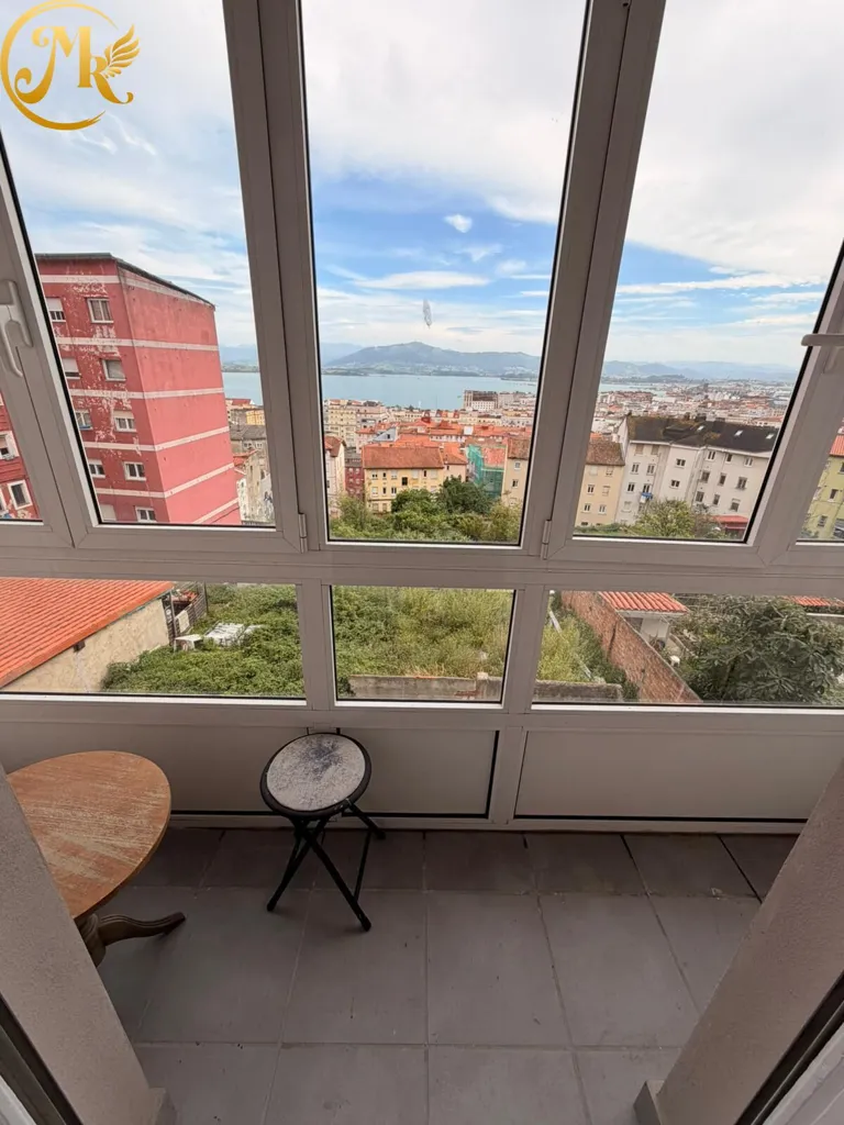 Rõdu - Apartment with Bay View in Santander Centre