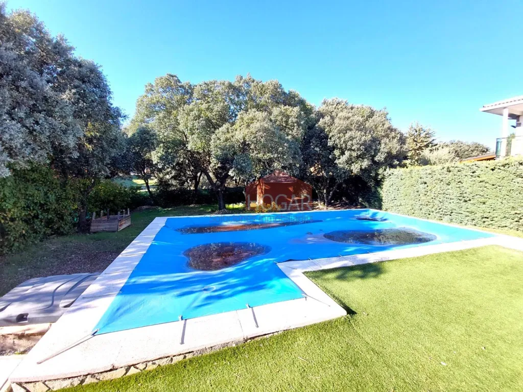 Bassein - Chalet with Pool in Maello