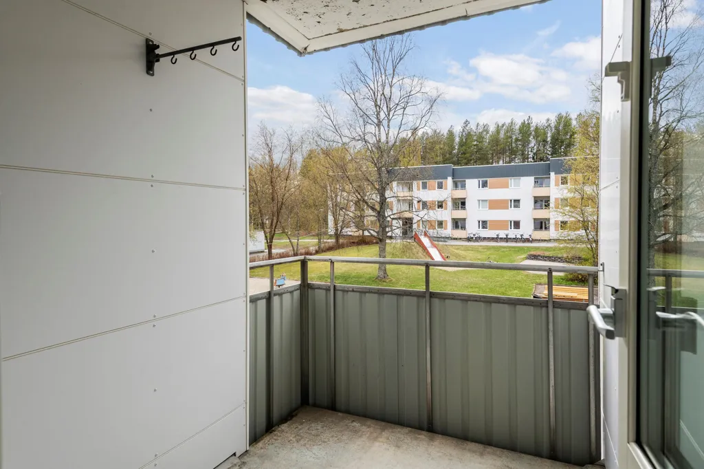 Rõdu - Apartment with Balcony in Mariehem