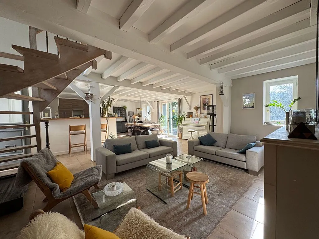 Living Room - Luxury House with Double Exposure in Saint-Nom-la-Bretêche