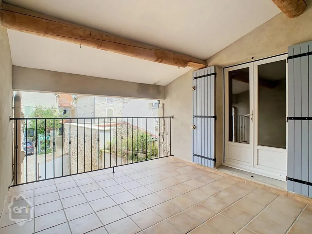 Balcon - Maison de Village avec Cour et Terrasse à Senas