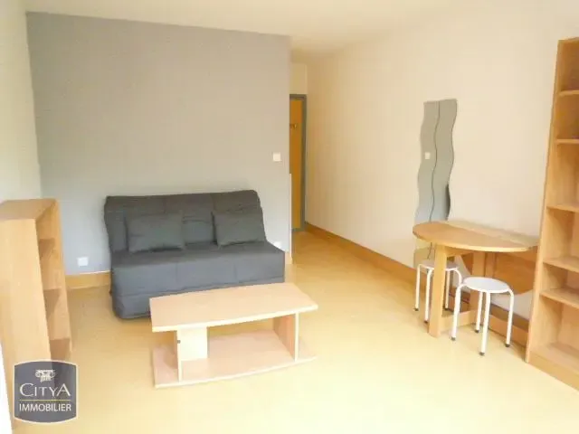 Elutuba - Studio with Terrace near Nîmes Gare