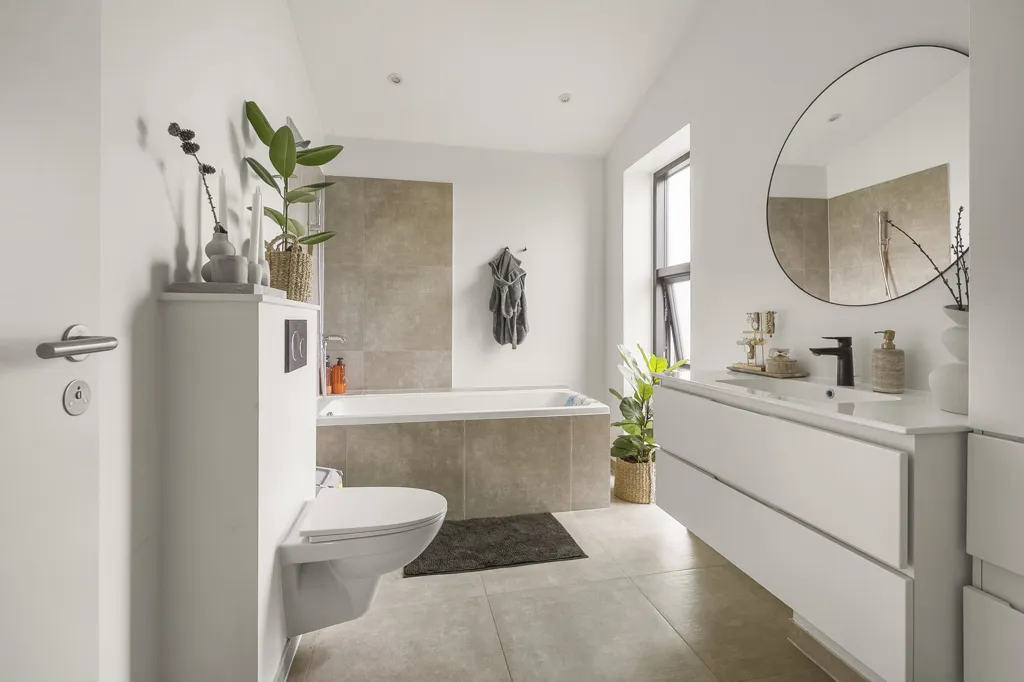 Bathrooms - Modern Villa with Large Terrace in Bullerup