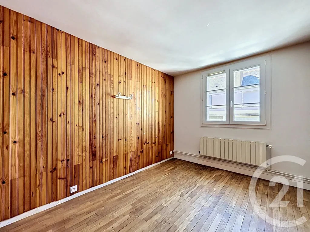 Pièces - Appartement F5 avec Vue sur Basilique à Tours