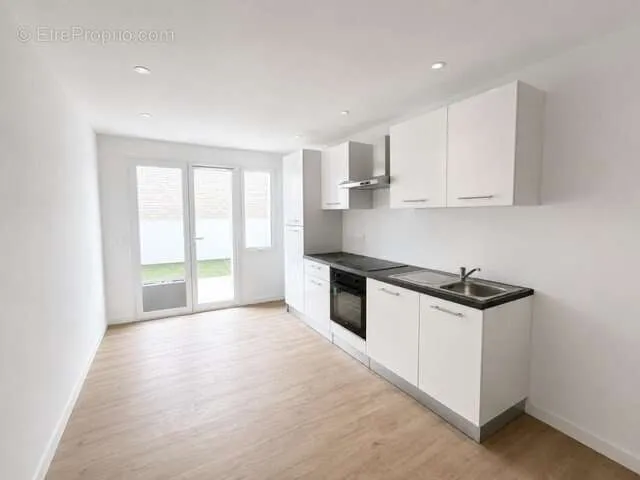 Köök - Duplex with Sea View in Côte de Nacre